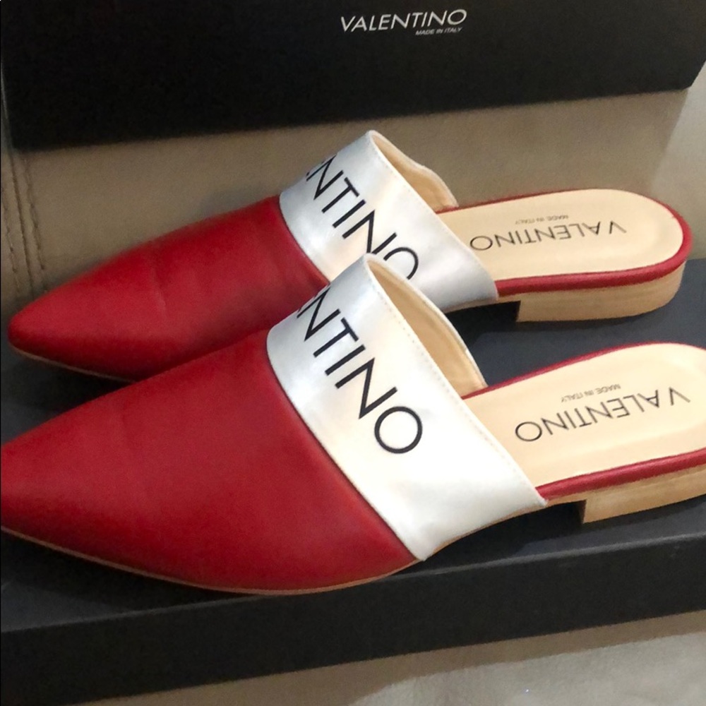 VALENTINO BY MARIO VALENTINO GIGLIO LEATHER MULE